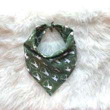 Load image into Gallery viewer, Reindeer Holiday Bandana