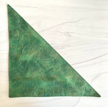 Load image into Gallery viewer, Gold Flake St. Pat's