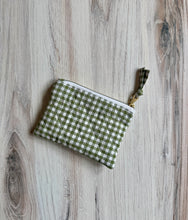 Load image into Gallery viewer, Zippered pouch - green gingham